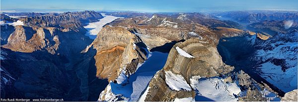 Folds in the Toedi region